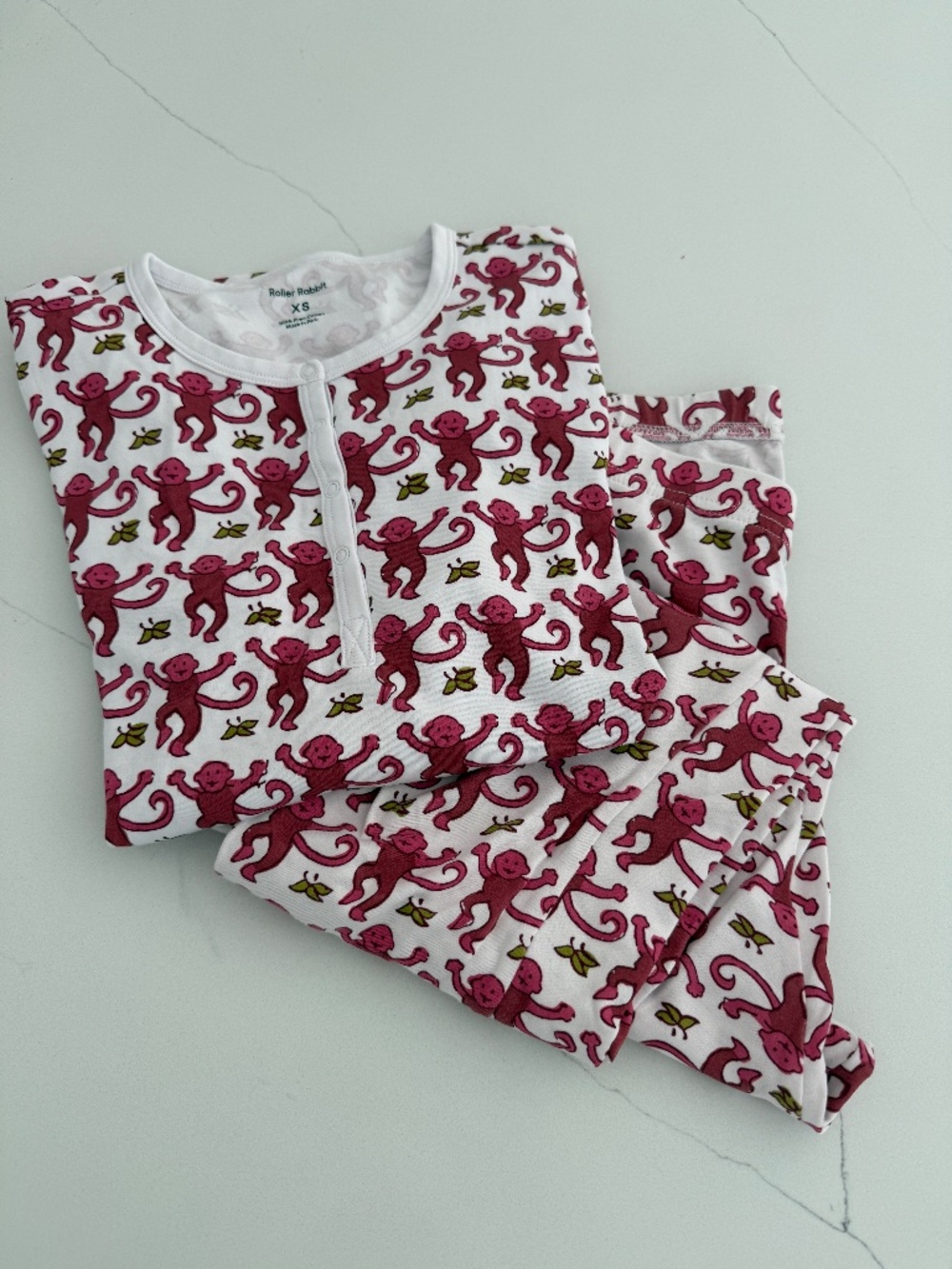 Roller Rabbit Pink Fuchsia Monkey Pajama 2 Piece Long Sleeve Long Pant Sleepwear